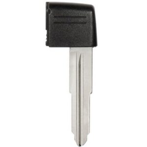 2007 Mitsubishi Outlander Smart Key Aftermarket Emergency Blade